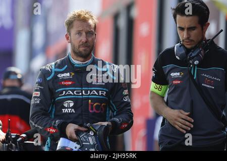 BIRD Sam (gbr), Jaguar TCS Racing, Jaguar I-Type 5, Portrait während des New York City ePrix 2022, 8. Treffen der ABB FIA Formula E Weltmeisterschaft 2021-22, auf dem Brooklyn Street Circuit vom 14. Bis 17. Juli in New York, USA - Foto: FR..d..ric Le Floch/DPPI/LiveMedia Stockfoto