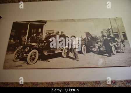 Cody, WY, USA. Irma Hotel eröffnet am 11./1./1902. W.F. Cody nannte das Hotel nach seiner jüngsten Tochter. Die Zimmer sind in ihrer 1902 Eleganz restauriert. Stockfoto