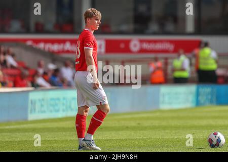 Barnsley, Großbritannien. 16.. Juli 2022. Luca Connell von Barnsley während des Spiels in Barnsley, Großbritannien am 7/16/2022. (Foto von Gareth Evans/News Images/Sipa USA) Quelle: SIPA USA/Alamy Live News Stockfoto