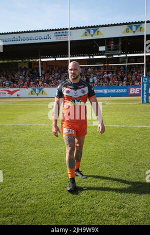 Castleford, Großbritannien. 16.. Juli 2022. George Griffin von Castleford während des Super League-Spiels zwischen Castleford und Warrington Wolves am 16. Juli 2022 beim „Mend-A-Hose Jungle“ in Castleford, Großbritannien. Foto von Simon Hall. Nur zur redaktionellen Verwendung, Lizenz für kommerzielle Nutzung erforderlich. Keine Verwendung bei Wetten, Spielen oder Veröffentlichungen einzelner Clubs/Vereine/Spieler. Kredit: UK Sports Pics Ltd/Alamy Live Nachrichten Stockfoto