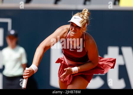 17. Juli 2022, Hamburg: Tennis: WTA Tour/ATP Tour, Einzel, Frauen, Qualifying, 2. Runden. Baindl (Ukraine) - Lisicki (Deutschland). Sabine Lisicki in Aktion. Foto: Frank Molter/dpa Stockfoto