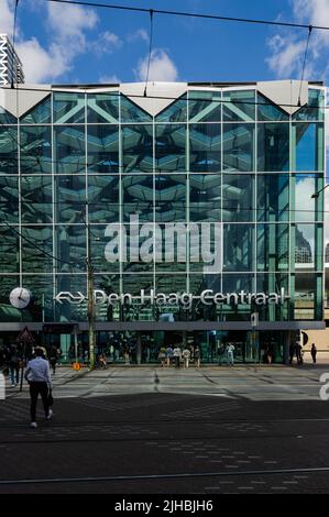 Der Eingang zur Centraal Station Den Haag, den Nertherlands Stockfoto