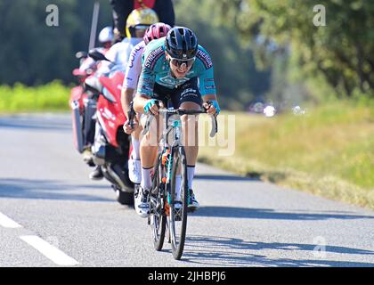 Rodez nach Carcassonne, Frankreich. 17.. Juli 2022. Benjamin THOMAS und Alexis GOUGEARD während der Tour De France, Stage 15, Frankreich, 17.. Juli 2022, Credit:Pete Goding/Goding Images/Alamy Live News Stockfoto