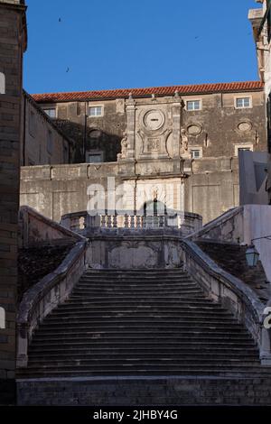 Dubrovnik historisches Stadtzentrum der Altstadt. Die große Jesuitentreppe wird auch Walk of Shame aus der Game of Thrones-Serie genannt. Stockfoto