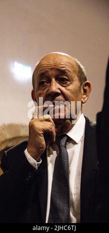Jean-Yves Le Drian ist ein französischer Politiker, der als Minister für Europa und auswärtige Angelegenheiten in den Regierungen der Premierminister Édouard Philippe und Jean Castex sowie als Verteidigungsminister unter Präsident François Hollande fungierte. Frankreich. Stockfoto