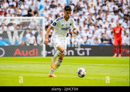 Kopenhagen, Dänemark. 17.. Juli 2022. Kevin Diks (2) vom FC Kopenhagen beim Superliga-Spiel 3F zwischen dem FC Kopenhagen und AC Horsens im Park in Kopenhagen. (Foto: Gonzales Photo/Alamy Live News Stockfoto
