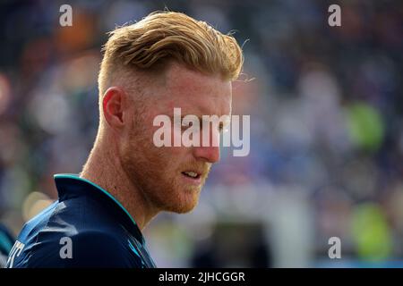 Manchester, Großbritannien. 17.. Juli 2022. Ben Stokes aus England in Manchester, Vereinigtes Königreich am 7/17/2022. (Foto von Conor Molloy/News Images/Sipa USA) Quelle: SIPA USA/Alamy Live News Stockfoto