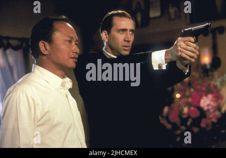 JOHN WOO, NICOLAS CAGE, FACE/OFF, 1997 Stockfoto