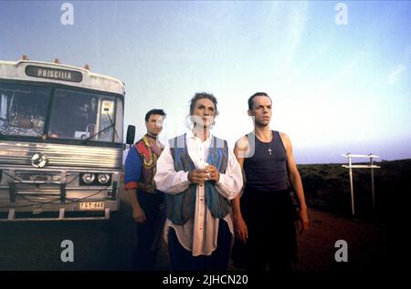 GUY PEARCE, Terence Stamp, Hugo Weaving, DIE ABENTEUER VON Priscilla, Königin der Wüste, 1994 Stockfoto
