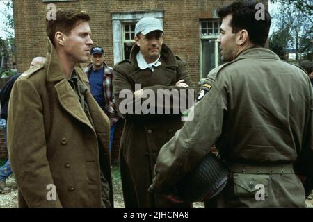 DAMIAN LEWIS, Tom Hanks, Ron Livingston, BAND OF BROTHERS, 2001 Stockfoto