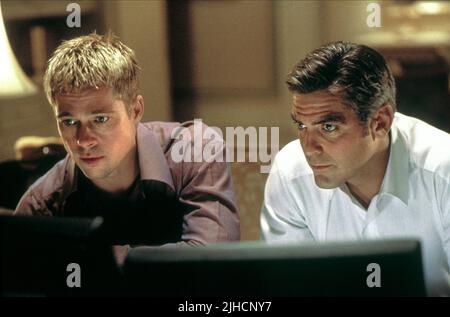 BRAD PITT, GEORGE CLOONEY, OCEAN'S ELEVEN, 2001 Stockfoto