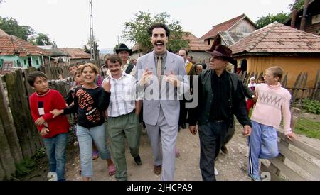 SACHA BARON COHEN, BORAT: CULTURAL LEARNINGS OF AMERICA FÜR PROFITIEREN GLORREICHEN NATION VON KASACHSTAN, 2006 Stockfoto