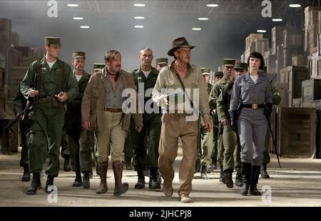 RAY WINSTONE, Harrison Ford, Cate Blanchett, INDIANA JONES UND DAS KÖNIGREICH DES KRISTALLSCHÄDELS, 2008 Stockfoto