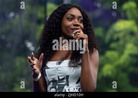 Chicago, USA. 17.. Juli 2022. NoName tritt am Sonntag, 17. Juli 2020, beim Pitchfork Festival in Chicago, IL, auf. (Foto von Christopher Dilts/Sipa USA) Quelle: SIPA USA/Alamy Live News Stockfoto