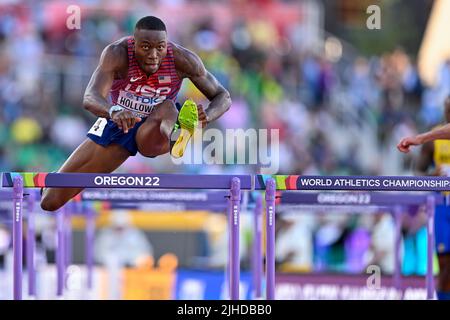 EUGENE, USA - 17. JULI: Grant Holloway aus den USA tritt während der Leichtathletik-Weltmeisterschaften am 17. Juli 2022 in Eugene, USA, auf den 110-Meter-Hürden der Männer an (Foto: Andy Astfalck/BSR Agency) Atletiekunie Credit: Orange Pics BV/Alamy Live News Stockfoto