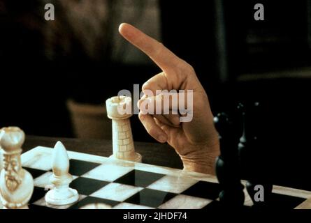 Sache, spielt Schach, der Addams Family, 1991 Stockfoto