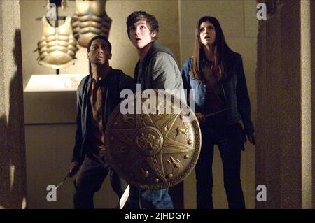 BRANDON T. JACKSON, LOGAN LERMAN, ALEXANDRA DADDARIO, Percy Jackson und die Götter: Das BLITZSCHNELLE DIEB, 2010 Stockfoto