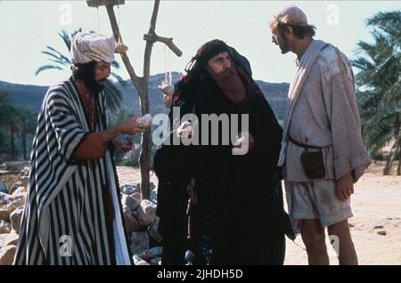 ERIC IDLE, Terry Jones, Graham Chapman, MONTY PYTHON'S LEBEN DES BRIAN, 1979 Stockfoto