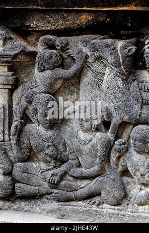 Relief in Candi Prambanan, Prambanan Tempel, Yogyakarta, Zentral-Java Indonesien Stockfoto