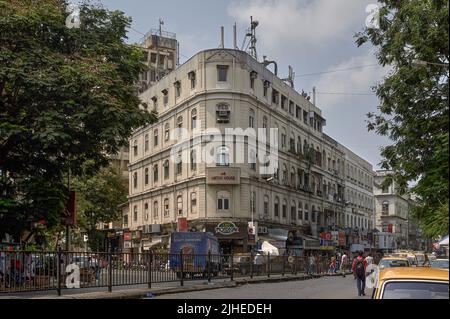 05 27 2014 Cafe Mondegar Metro House, Colaba Causeway Colaba Causeway, in der Nähe von Regal Cinema, Apollo Bandar, Colaba, Bombay, Mumbai, Maharashtra, Indien, Asi Stockfoto