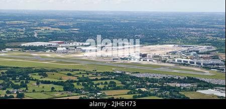 Eine Luftaufnahme des Flughafens von Manchester, Nordwestengland, Großbritannien Stockfoto