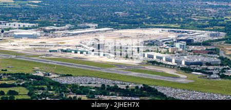 Eine Luftaufnahme des Flughafens von Manchester, Nordwestengland, Großbritannien Stockfoto