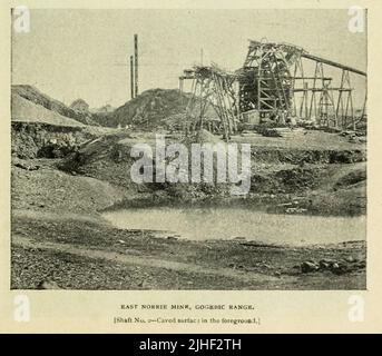 East Norrie Mine Gogebic Range Shaft No. 2 Caved Surface 2 im Vordergrund aus einem Artikel DIE EISENERZREGION DES LAKE SUPERIOR. Von Richard A. Parker, vom Factory and Industrial Management Magazine Volume 6 1891 Publisher New York [etc.] McGraw-Hill [etc.] Stockfoto