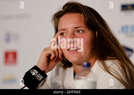 Hamburg, Deutschland. 18.. Juli 2022. Tennis: WTA Tour, Singles, Frauen. Jule Niemeier aus Deutschland spricht während einer Pressekonferenz. Quelle: Frank Molter/dpa/Alamy Live News Stockfoto