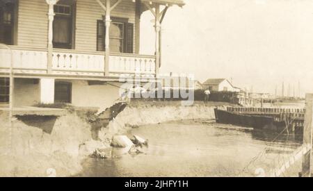 New Jersey - Hereford Inlet. Auswaschung unter dem Leuchtturm. Stockfoto