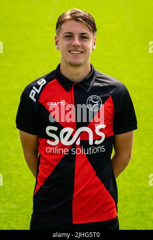ALMERE, NIEDERLANDE - 14. JULI: Stije Resink von Almere City FC während des jährlichen Club Photocall im Yanmar Stadion am 14. Juli 2022 in Almere, Niederlande (Foto: Rene Nijhuis/Orange Picters) Stockfoto