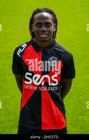 ALMERE, NIEDERLANDE - 14. JULI: Marcelencio Esajas von Almere City FC während des jährlichen Club Photocall im Yanmar Stadion am 14. Juli 2022 in Almere, Niederlande (Foto: Rene Nijhuis/Orange Picters) Stockfoto
