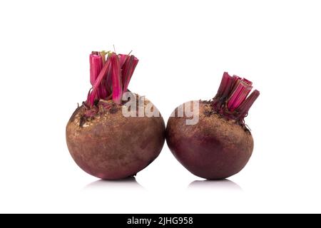 Rote Bete isoliert auf weißem Hintergrund. Stockfoto
