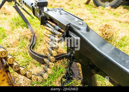 Zweiter Weltkrieg deutsche MG34 Maschinengewehr. Detail zeigt den Gurt 34 Metallic-Link-Munitionsgürtel und die Zuführung in das Maschinengewehr. Stockfoto