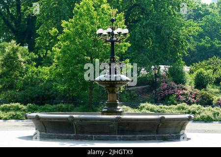 Cherry Hill Fountain, Central Park, Manhattan, New York City (NYC), State of New York, USA, Nordamerika Stockfoto