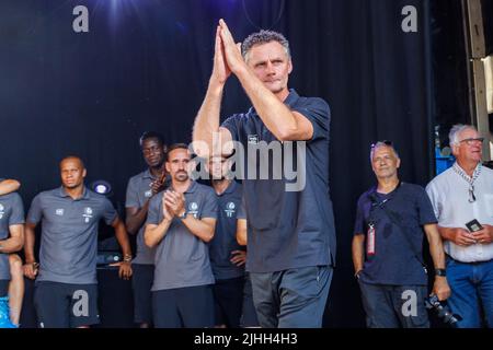 Gents Torwarttrainer Francky Vandendriessche, abgebildet während der Mannschaftsvorstellung bei der Gentse Feesten des belgischen Fußballteams KAA Gent, Montag, 18. Juli 2022 in Gent. BELGA FOTO KURT DESPLENTER Stockfoto