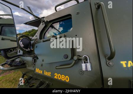 Göteborg, Schweden - 29 2010. August: Sisu XA-203 Panzertruppe der schwedischen Armee. Stockfoto