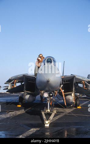 Grumman F-14 Tomcat bereitet sich auf den Flug vor Stockfoto