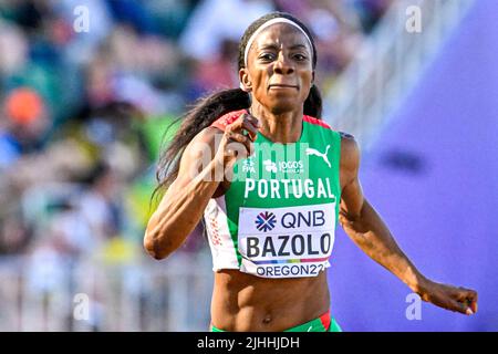 EUGENE, USA - 18. JULI: Lorene Dorcas Bazolo aus Portugal tritt bei den Leichtathletik-Weltmeisterschaften am 18. Juli 2022 in Eugene, Oregon, USA auf 200 Meter Frauen an (Foto: Andy Astfalck/BSR Agency) Atletiekunie Stockfoto