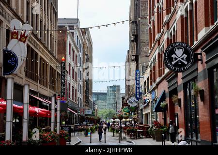 Ecke Alley an der Euclid Avenue im Stadtzentrum von Cleveland Stockfoto