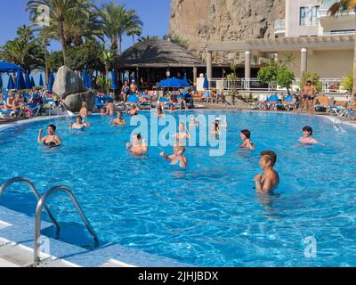 Poolanimation im Hotel, Taurito, Kanarische Inseln, Spanien, Europa Stockfoto