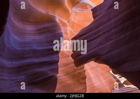 Scharfe Kante im Lower Antelope Canyon, Arizona, USA. Stockfoto