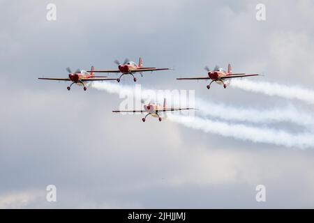 Royal Jordanian Falcons Kunstflug Display-Team, Ankunft in RAF Fairford am 13. Juli für die Royal International Air Tattoo 2022 Stockfoto