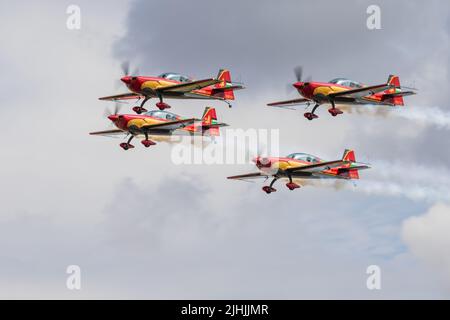 Royal Jordanian Falcons Kunstflug Display-Team, Ankunft in RAF Fairford am 13. Juli für die Royal International Air Tattoo 2022 Stockfoto