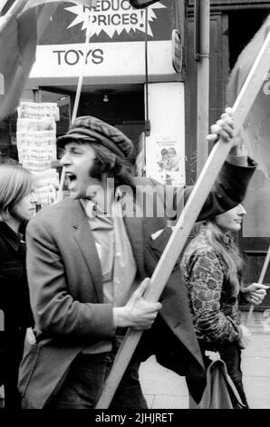 protestmarsch der Studenten, Liverpool, Großbritannien. 1970 Stockfoto