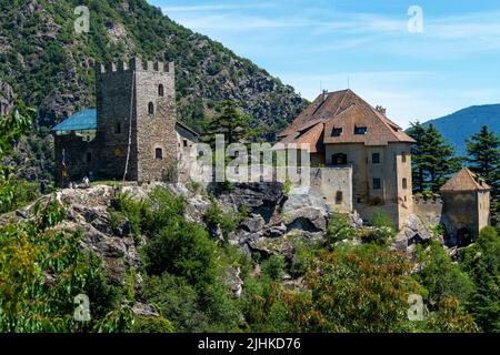 Schloss Juval, Sommerresidenz & Museum des Bergsteigers Reinhold Messner, Naturns, Südtirol, Italien. Stockfoto