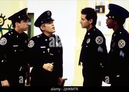 STEVE GUTTENBERG, G.W. BAILEY, LANCE KINSEY, MICHAEL WINSLOW, Police Academy 4: Bürger auf Patrouille, 1987 Stockfoto