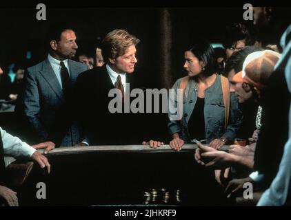 ROBERT REDFORD, Demi Moore, UNSITTLICHEN VORSCHLAG, 1993 Stockfoto