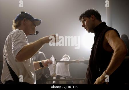 RON HOWARD RUSSELL CROWE CINDERELLA MAN, 2005 Stockfoto