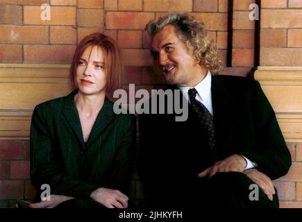 JUDY DAVIS, Billy Connolly, der Mann, der Gott verklagte, 2001 Stockfoto