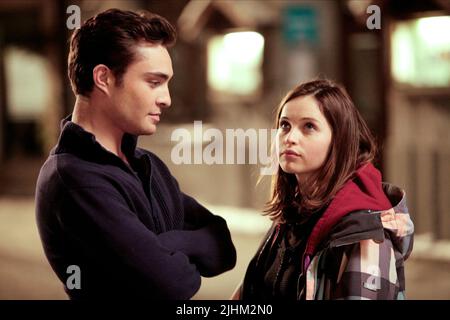 ED Westwick, Felicity Jones, Chalet Girl, 2011 Stockfoto